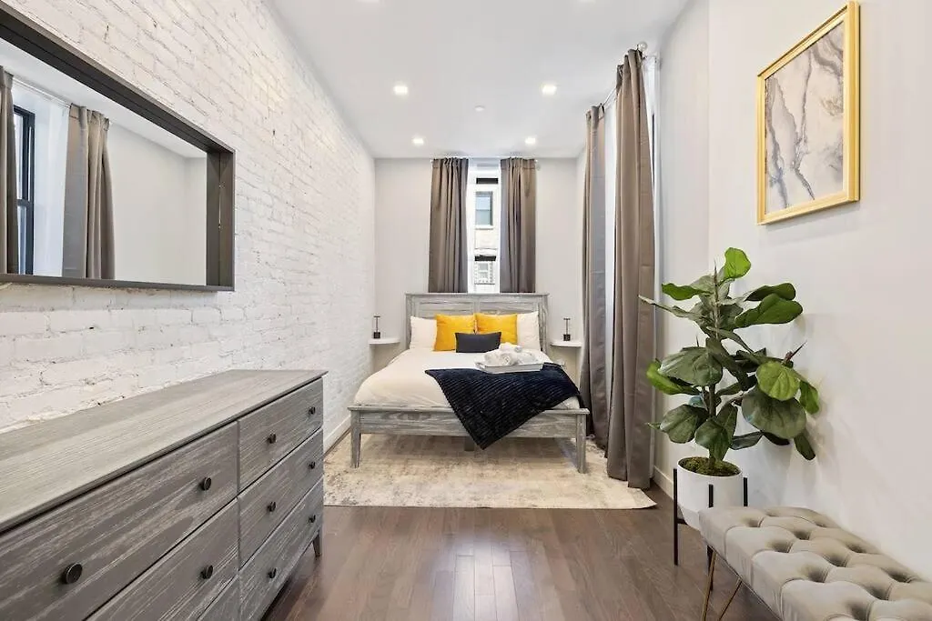 Swj Btm G, 1 And 2 - Save On 2Day+ Stays_6Br Triplex New York 0*,